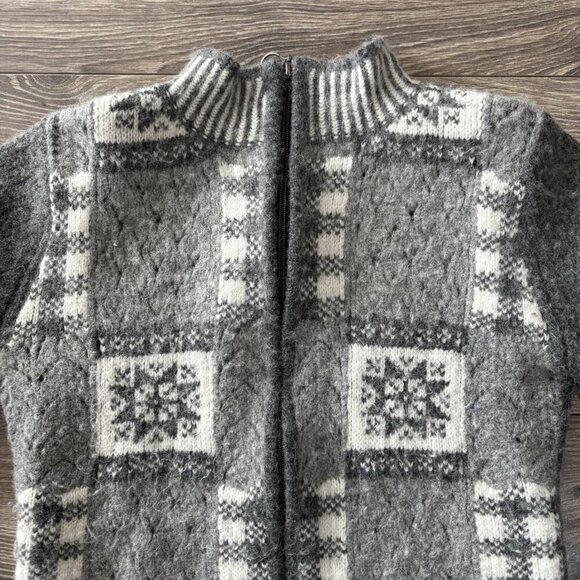VTG Wool Sweater Womens M Grey Angora Cardigan Full Zip Nordic Fair Isle READ - Picture 2 of 12